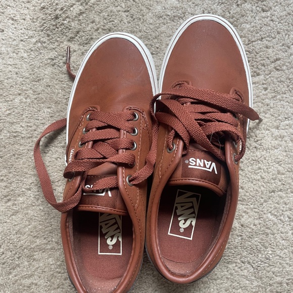 Vans Men 7 or womens 8.5 Low-top Atwood Sneakers Brown Marshmellow (leather) - Picture 7 of 9